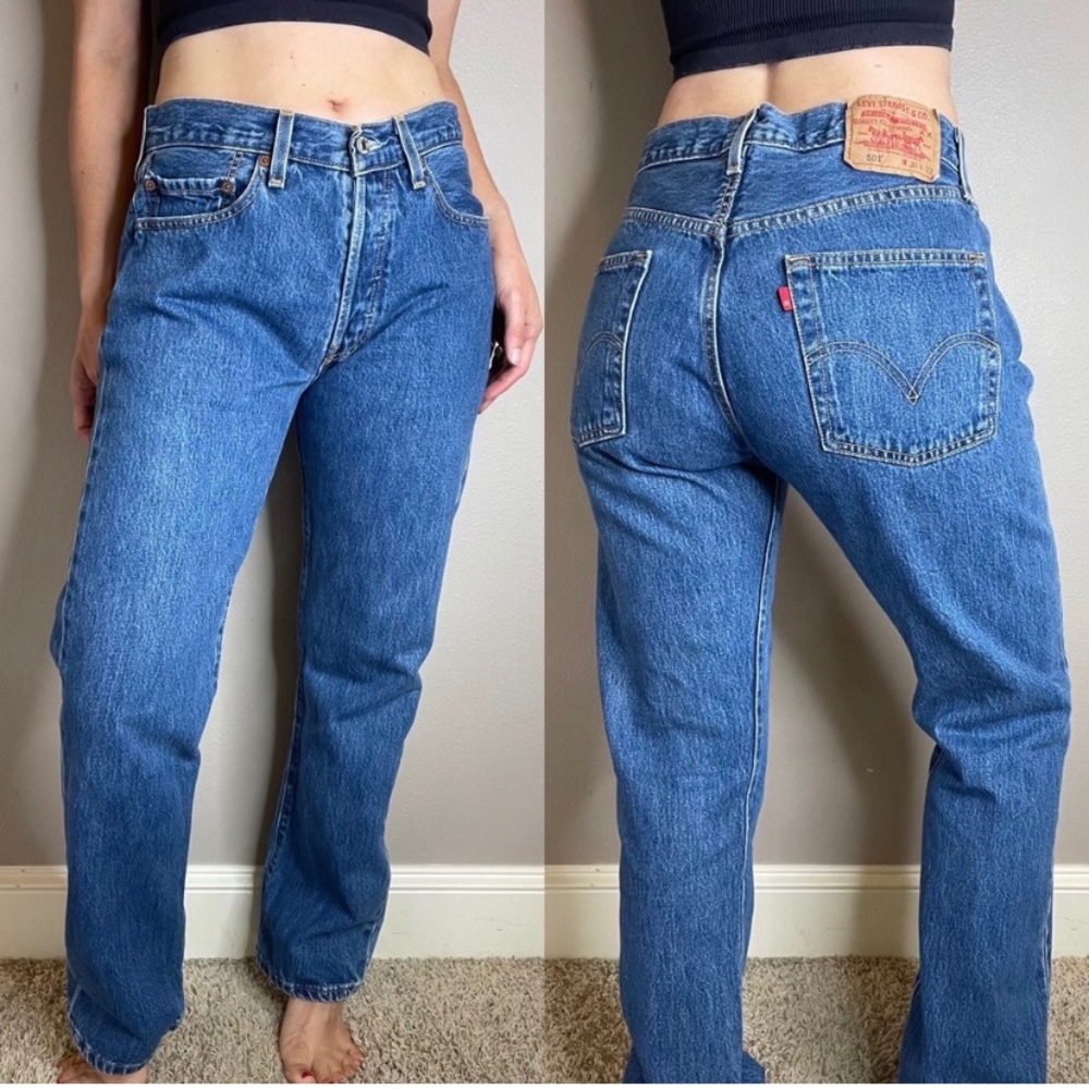 Vintage Levi's 501 medium wash unisex straight leg button fly jeans 29 30
